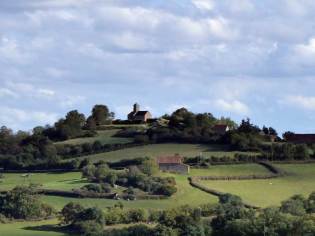 Vue sur la chapelle de Saint-Quentin