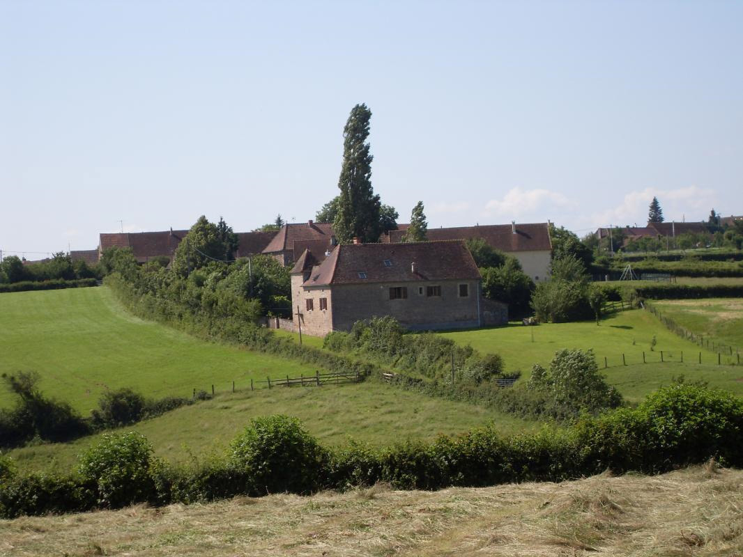 Gîte La Plainée à Le Rousset-Marizy